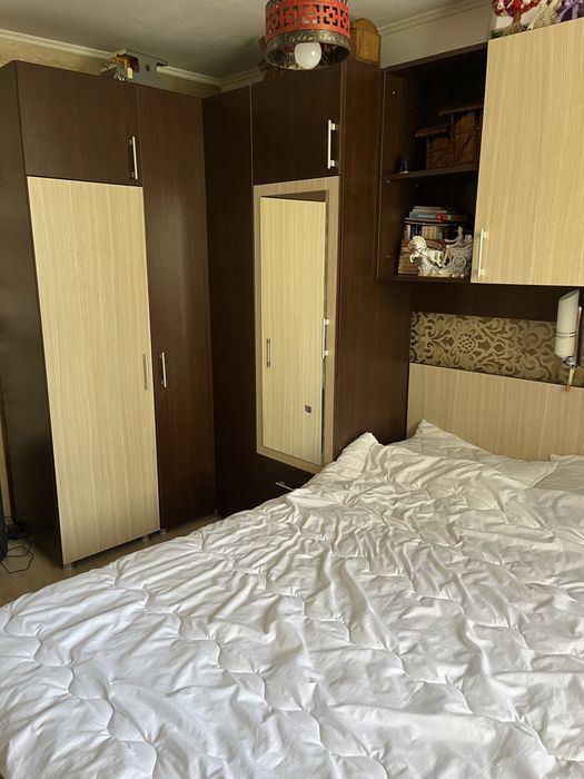 Vand mobila dormitor