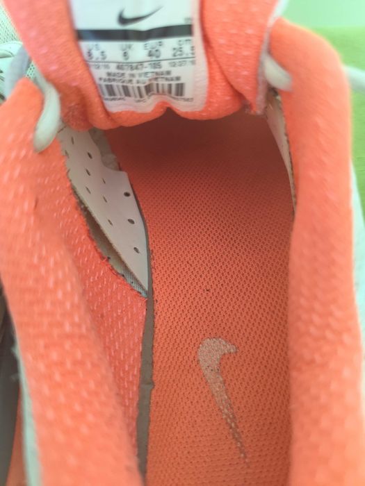 Дамски маратонки Nike
