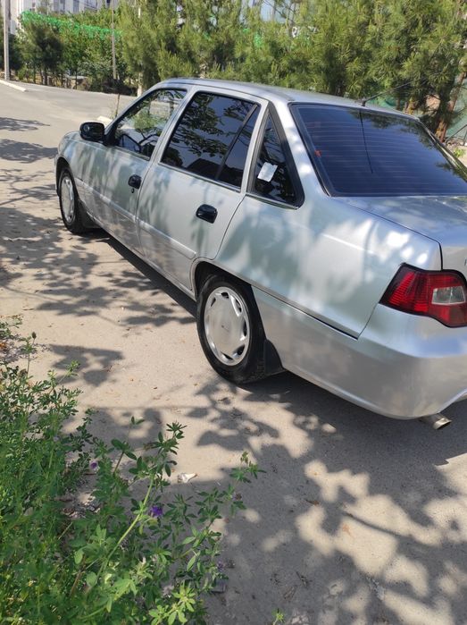 Nexia2  1.6 -2014  сотилади.  5300y.e  ГЕН бор