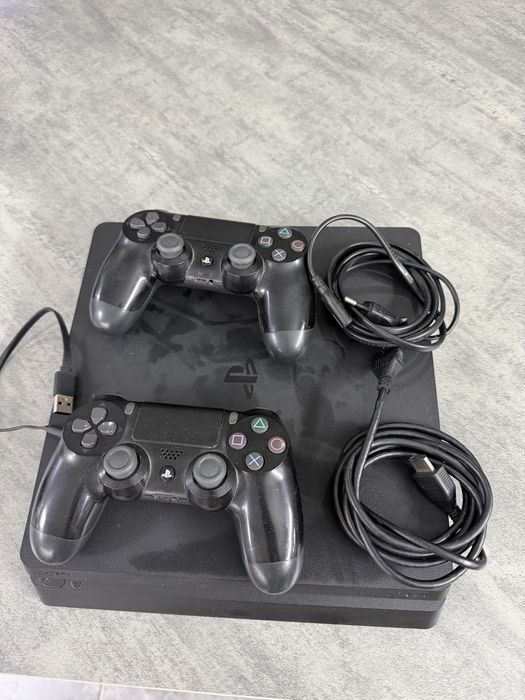 Play Station 4