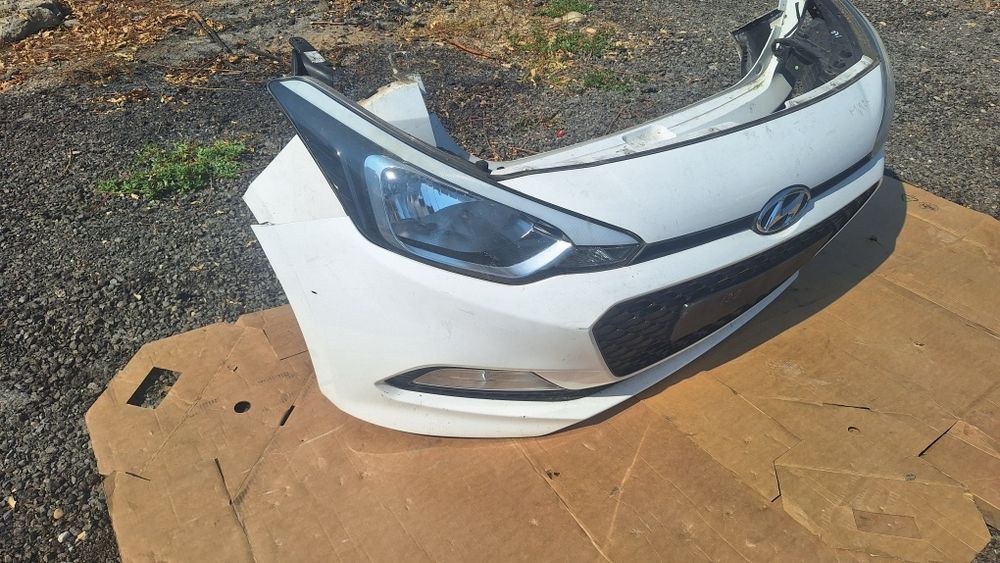 Fata completa Hyundai i20 2016 bara capota faruri triple tragar Radiatoare oglinzi