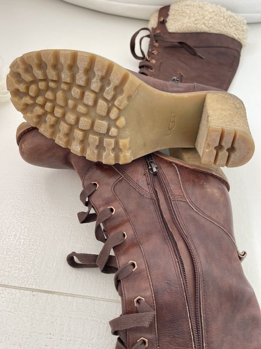 Cizme lungi UGG piele si lana