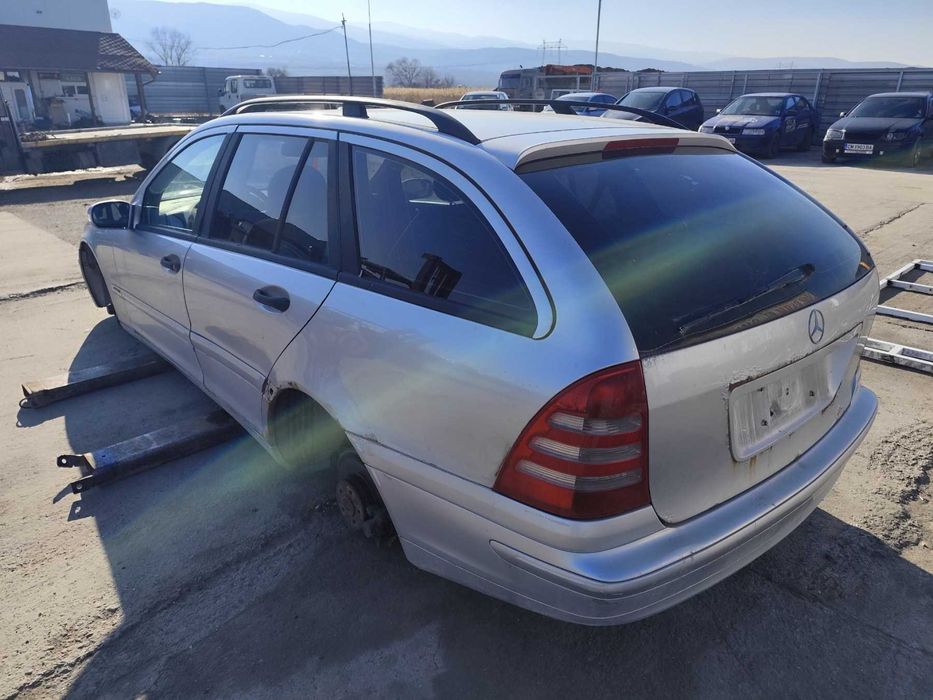 Mercedes-Benz C 180 W203 - 129к.с - 2001г. на части