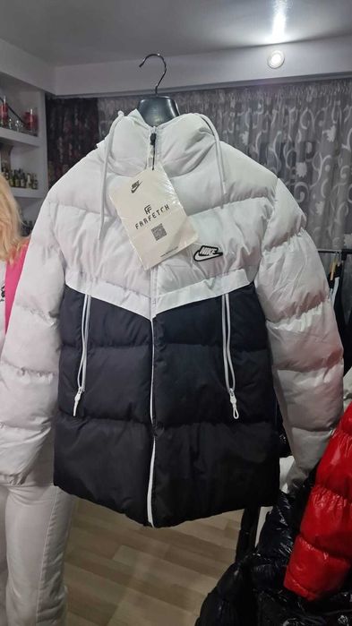 Nike Jachetă / Geacă Iarnă Windrunner PrimaLoft XXL