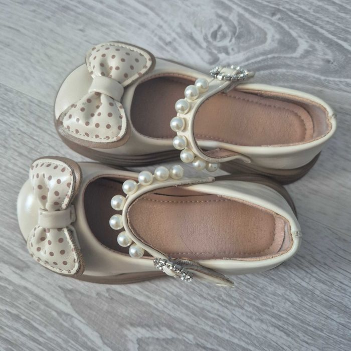Pantofi fetita cu fundita si perle, marime 27, scoala, gradinita