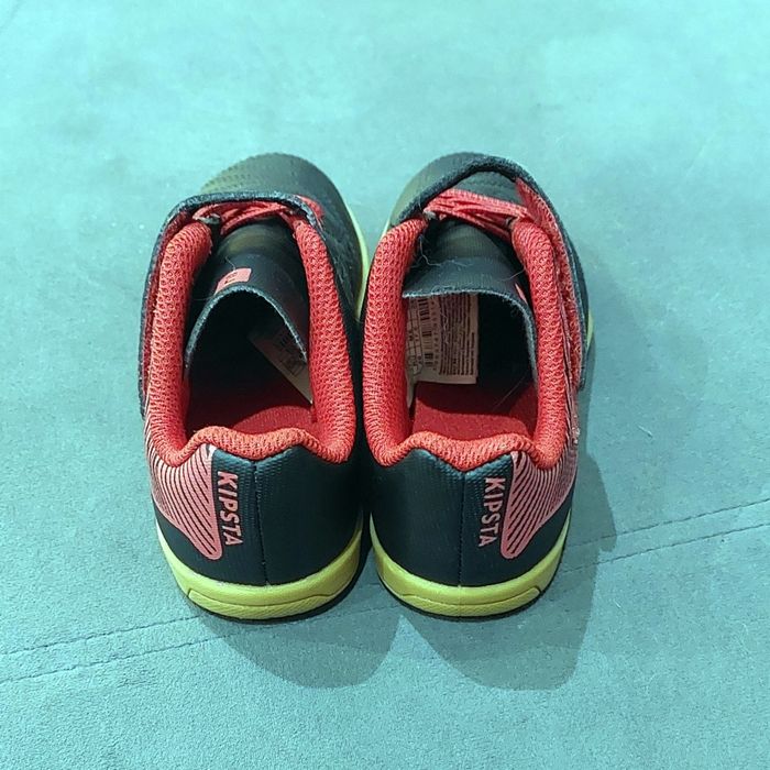 Бутсы кроссовки для мальчика Decathlon, размер 28