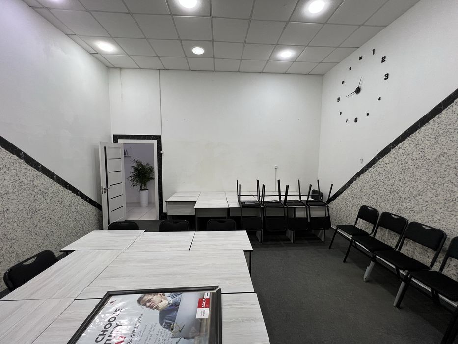 Аренда под офис С МЕБЕЛЬЮ! 28 м2 ЛАБЗАК! 400$, 3 этаж, Вдоль Дороги!