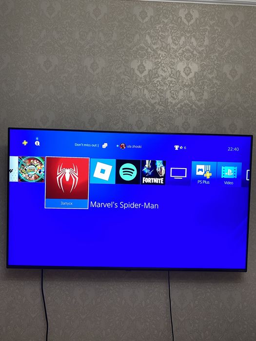 Продам PlayStation4 500Гб памяти