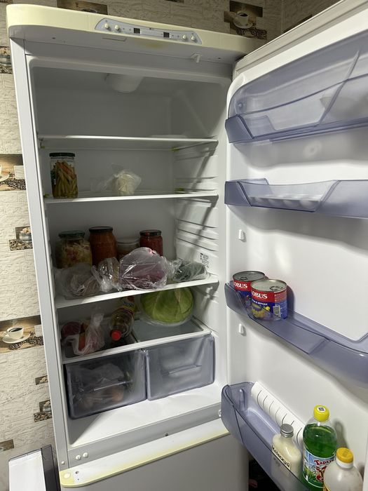 Продам холодильник Бирюса