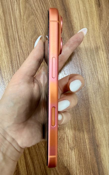 Iphone 17 pro , 256 mb , sim идеальный