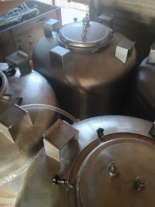 Rezervoare inox de stocare