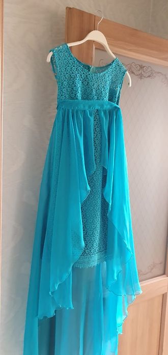 Продается вечернее платья