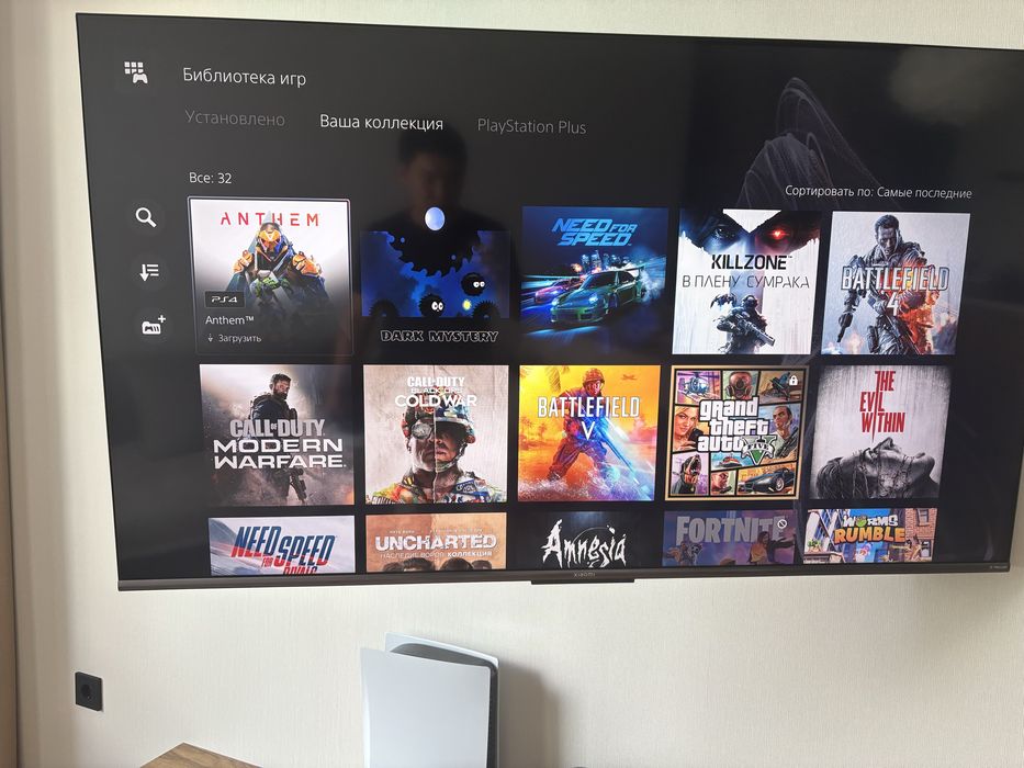 Продам ps5 с двумя джостиками и играми