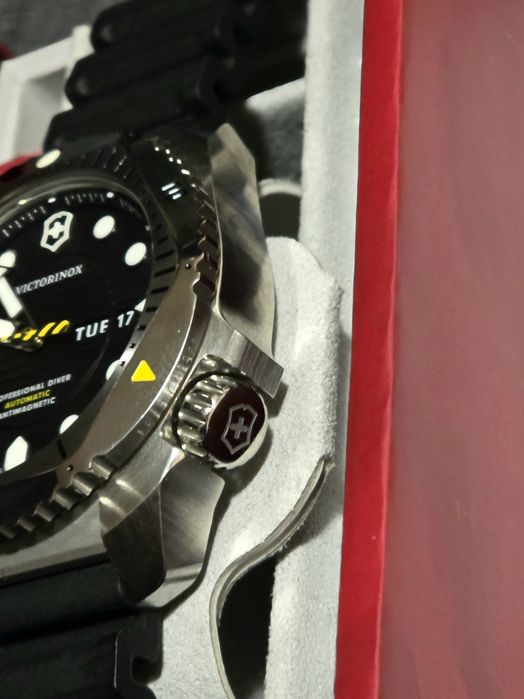 Ceas Victorinox Dive Pro Automatic