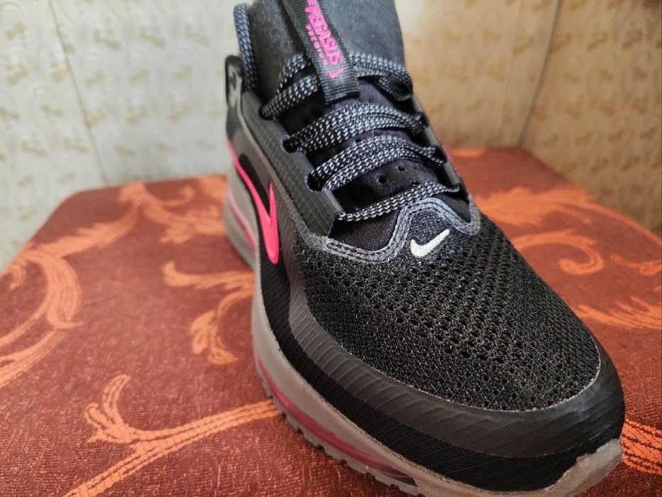 Кроссовки Nike Pegasus