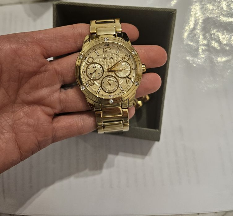 Ceas  de dama Guess