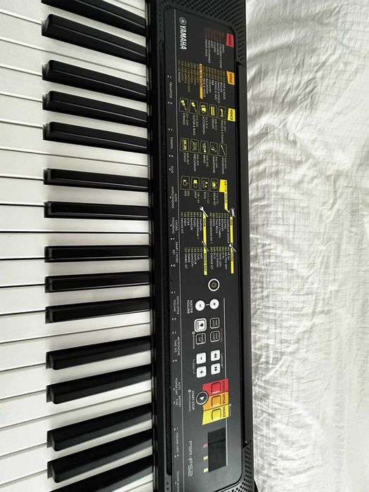Orga electronică Yamaha PSR-F52 – stare foarte bună, aproape nouă