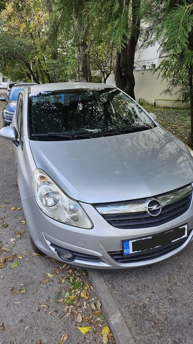 Opel Corsa D anul 2008