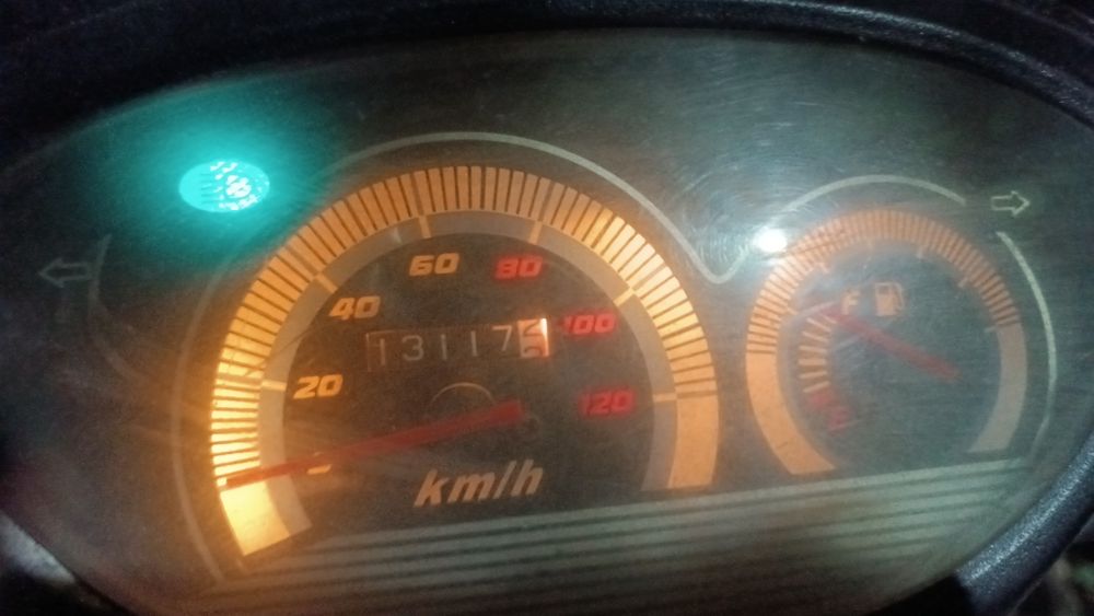 М11  сатам кел көр унаса ал