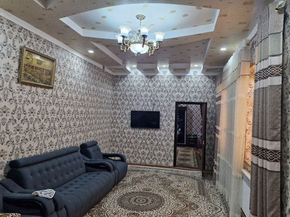 Уй сотилади Нарпай центр Тинчлик куча 51-уй