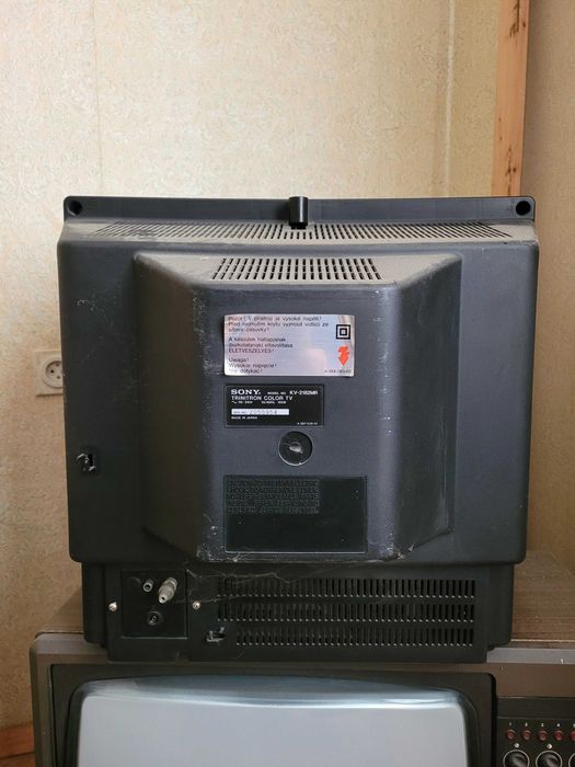 Телевизор Sony стар с електроннлъчева тръба – не работи