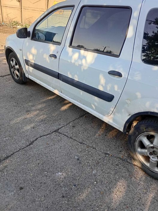 Dacia Logan 1.6 MPI 2006 MCV