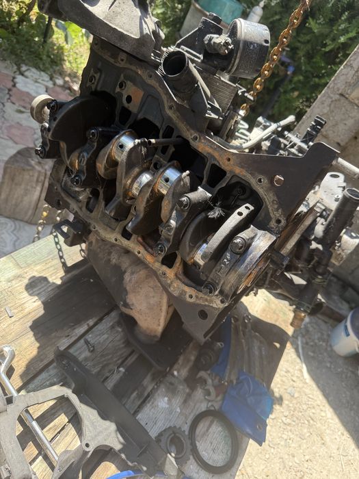 Vand componente motor 1.5 d logan 2009