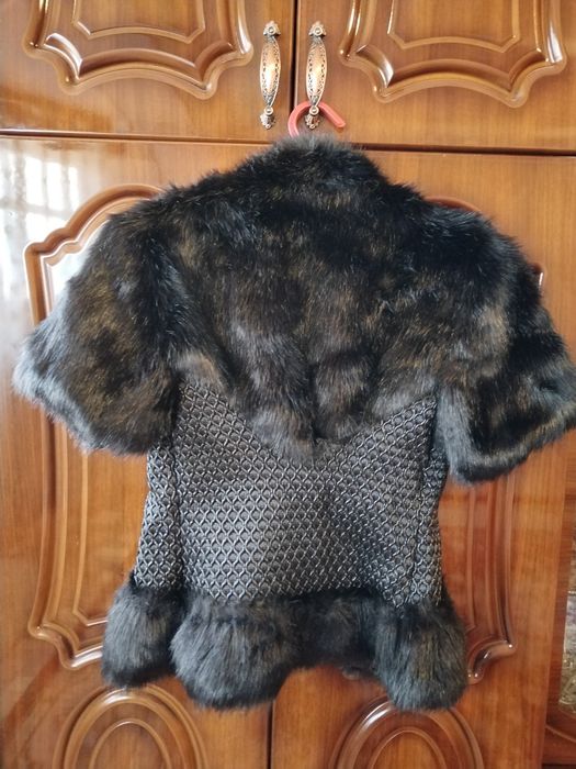 Женская одежда..