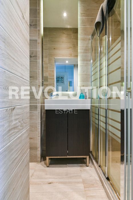 Дава се под наем Тристаен апартамент в София, Яворов - 100 кв.м за 870 € - Снимка #10