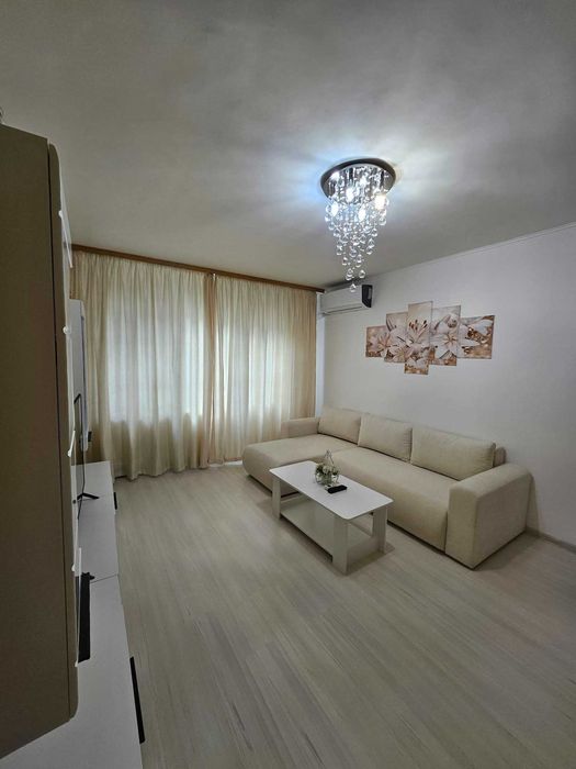 Direct proprietar, apartament 3 camere cu balcon, Drumul Taberei-Valea Rosie - tramvai 41 - statia Brasov