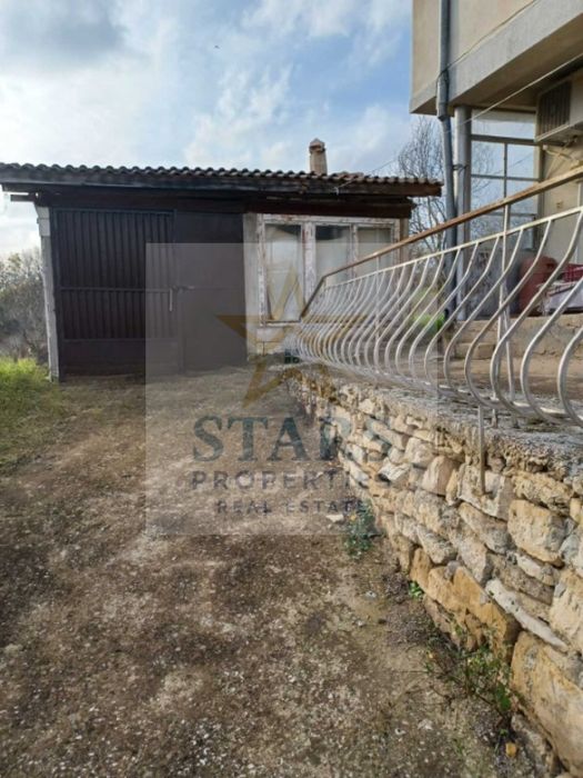 Продажба Къща гр. Аксаково - с. Генерал Кантарджиево 2950m²