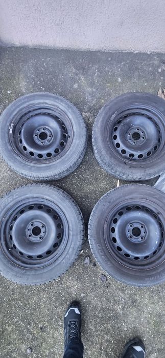 4/100/15 fiat grande Punto  джанти със летни гуми за фиат