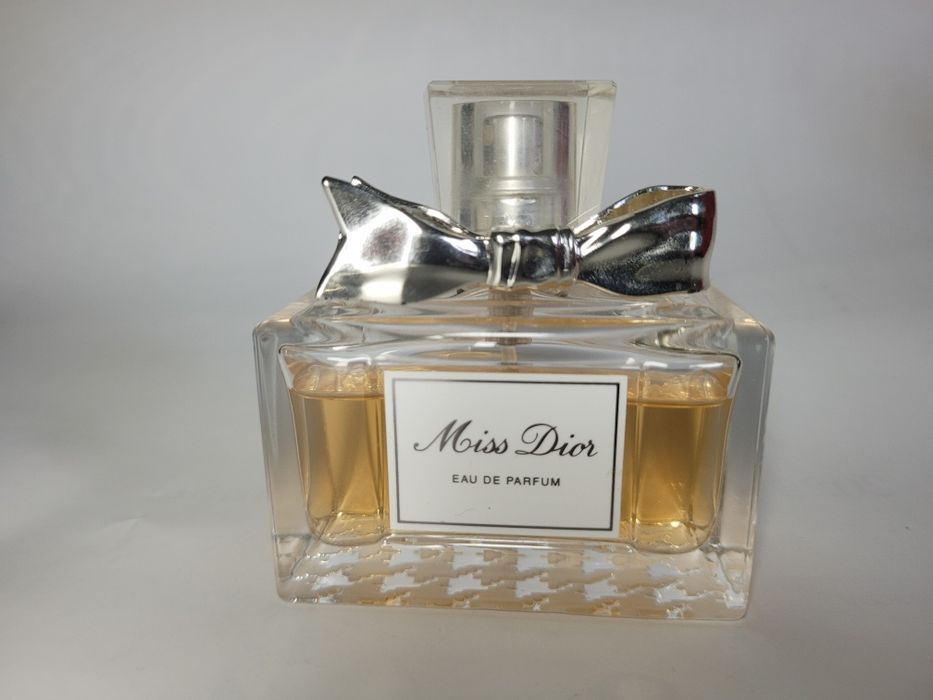 Miss Dior Eau de Parfum (50 мл)
Оригинал, куплен Duty Free