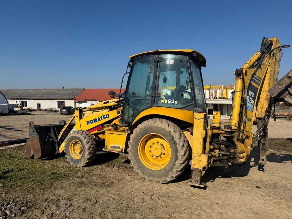 Dezmembrez buldoexcavator Komatsu WB93 - R5