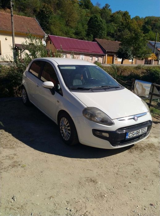 FIAT Punto 2011 — imagine 2