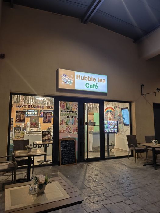 DE VANZARE -  Bubble Tea & Coffee shop in Cosmopolis