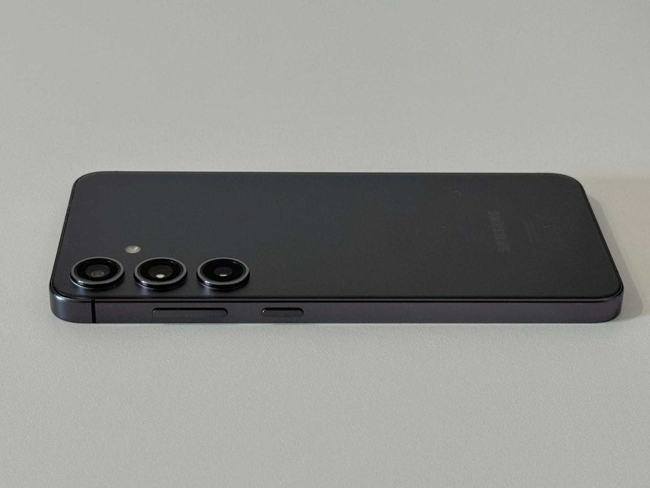 Бартер! Като НОВ! Samsung Galaxy S24+ Plus Onyx Black (Черен)