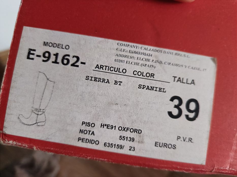 Фирменные зимние Сапоги