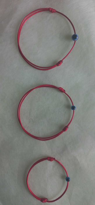 Гривни със синьо око