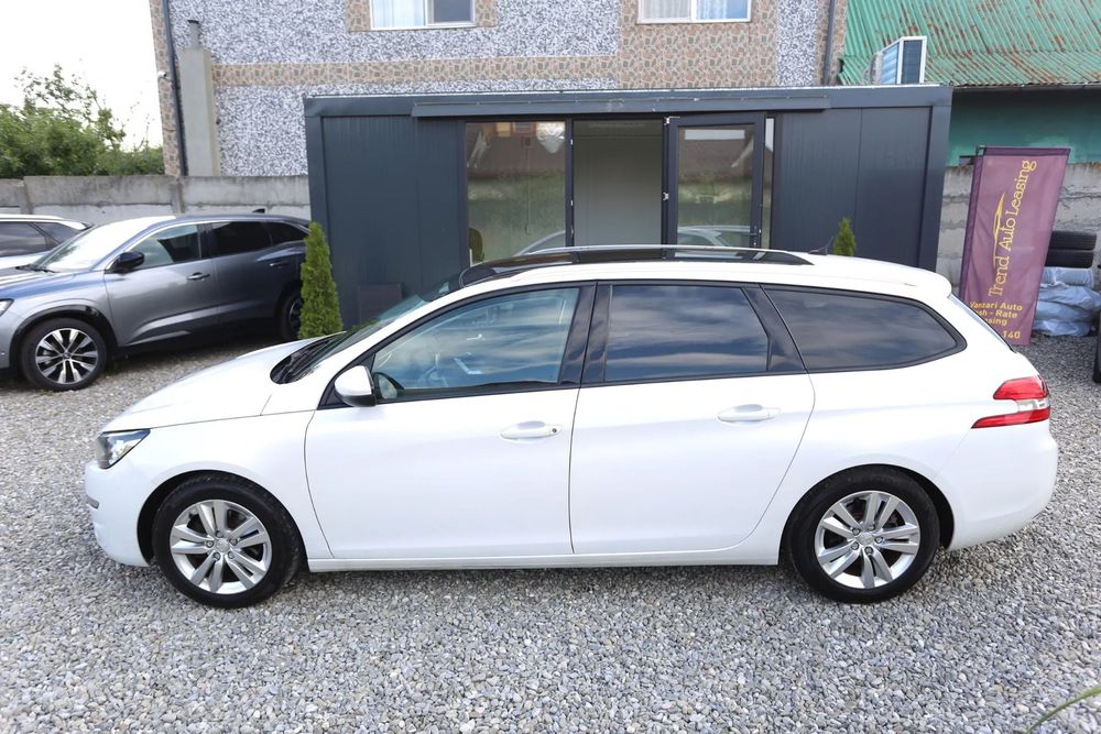 Peugeot 308 Rate Avans 0 / Garantie / 2017 Benzina Panorama Navi Led
