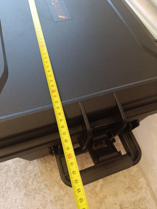 Чемодан для инструментов.