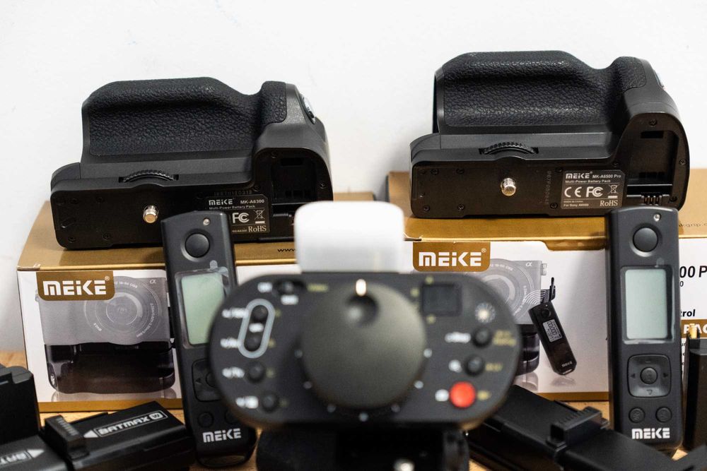 Grip Sony A6300 Sony A6500 Canon 5D Mark III  Blitz Metz Sony Pmw 200