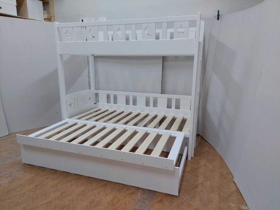 TRANSPORT GRATUIT.Pat etajat extensibil,cod 2509