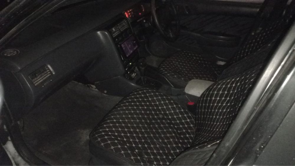 Продам тайоту калдину