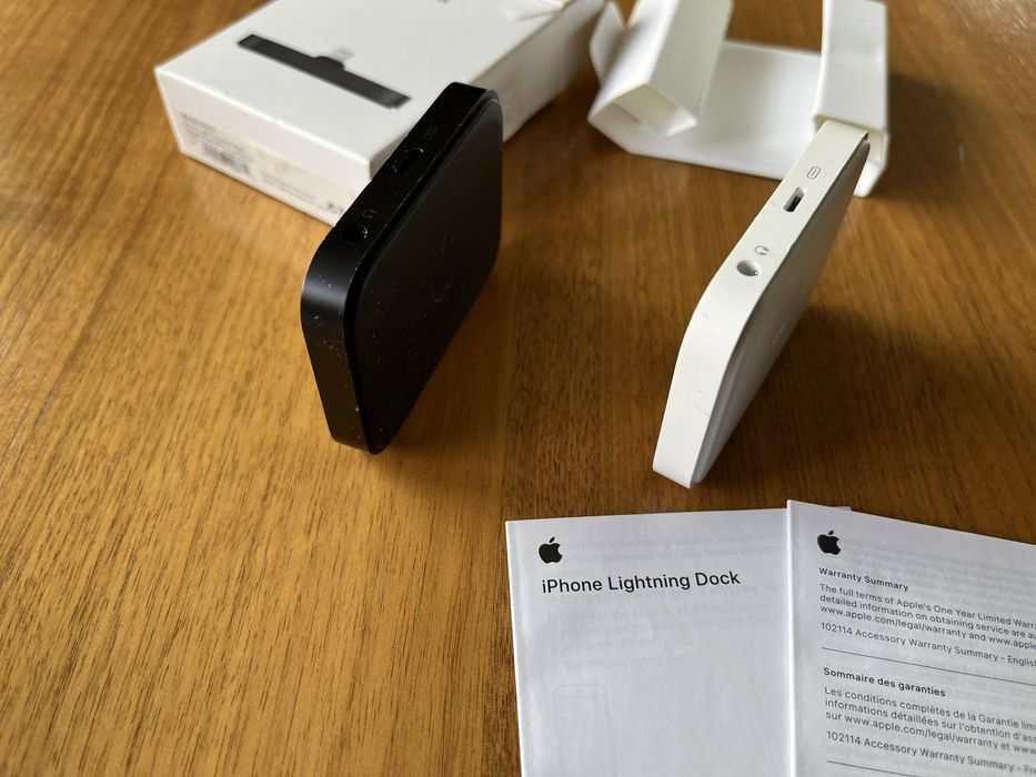 Iphone lightning dock apple