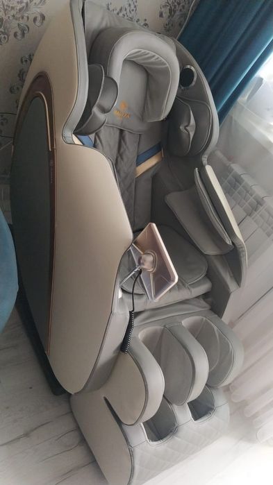 Продам массажное кресло