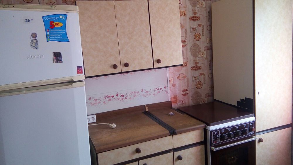 Продаю полу благоустроенный дом