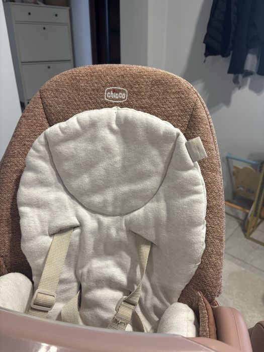 Scaun de masă Chicco pentru bebe – reglabil și pliabil
