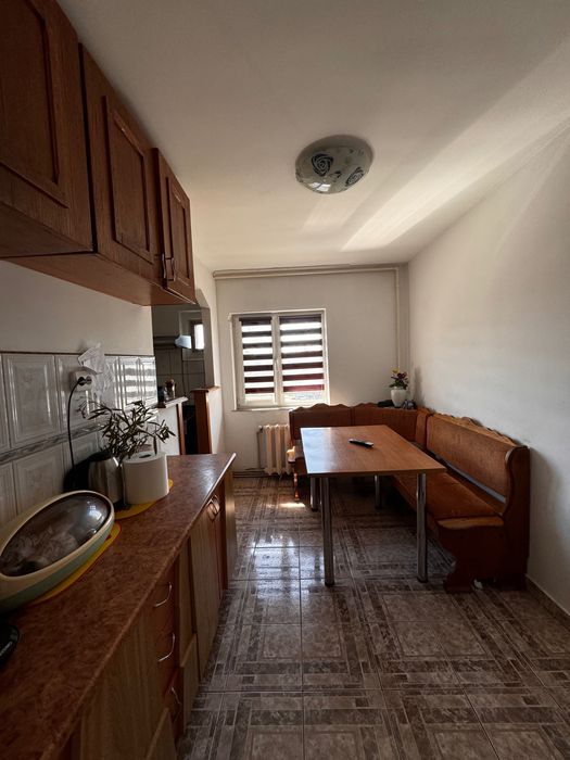 Apartament cu 3 camere