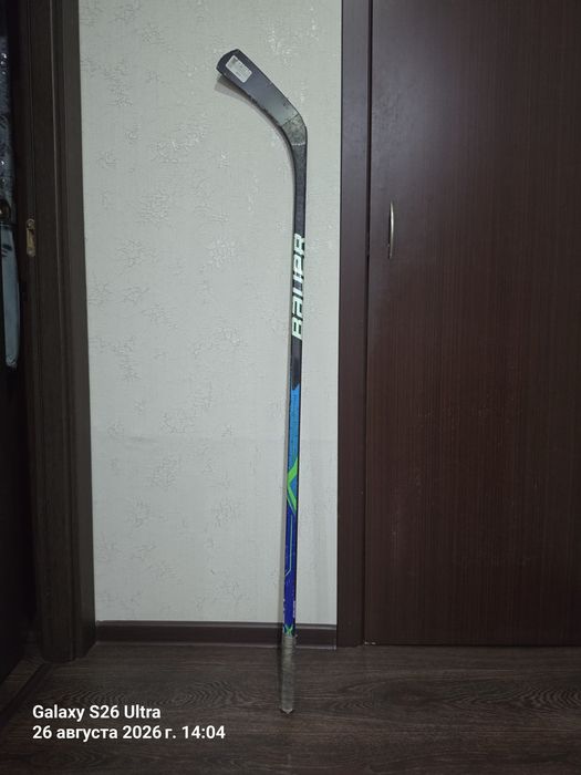 Хоккейная клюшка Bauer